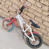 سه عدد دوچرخه به فروش می رسد