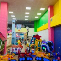 مربی خانه بازی