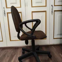 صندلی اداری ، کامپیوتر