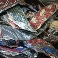 کراوات|لباس|شاهینشهر, خانه کارگر|دیوار