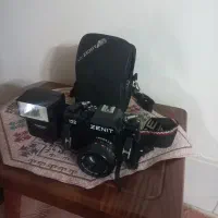 دوربین زنیت ۱۲۲|دوربین عکاسی و فیلم‌برداری|ساوه, |دیوار