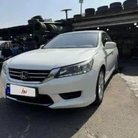 هوندا آکورد ۲۰۱۳  سالم و آماده استفاده