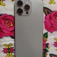 اپل iPhone 15 Pro با حافظهٔ ۵۱۲ گیگابایت