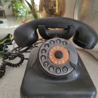 تلفن قدیمی