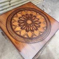 رنگ کاری و تعمیر مبل،صندلی،درب و دیگر وسایل چوبی