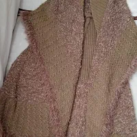 تعدادی پالتو وبافت زنانه|لباس|شاهینشهر, شهرک گلدیس|دیوار