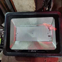 پروژکتور 300 W