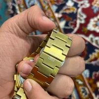 ساعت تیسوت|ساعت|تهران, هلال احمر|دیوار