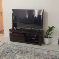 میز تلویزیون ۱۳۰ سانتی متر ،صفحه شیشه ای|میز تلویزیون|تهران, هلال احمر|دیوار