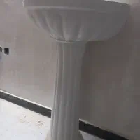 روشویی صدفی با پایه