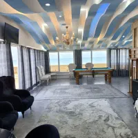 رهن واحد ۱۶۰ متری فرنیش ویو دریا با امکانات هتلی|اجارهٔ آپارتمان|بندر انزلی, پاسداران|دیوار