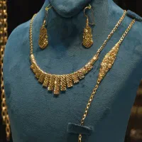 نیم ست یزدی|جواهرات|یزد, |دیوار