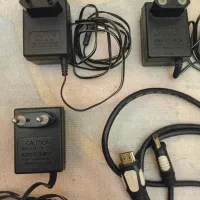 3عدد اداپتور 9v ویک عدد کابل اچ دی ام ای