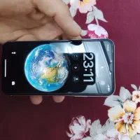 گوشی بسیار تمیز