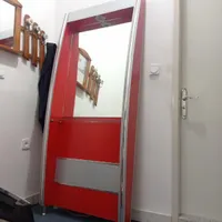 آینه ایستاده