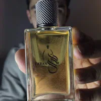 هیچ جا این قیمت عطر پیدا نمیکنی