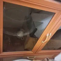 تلویزیون با میز تلویزیون