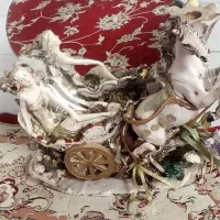 مجسمه همراه با اینه