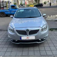 برلیانس اتوماتیک مدل ۱۳۹۶|خودرو سواری و وانت|رشت, استقامت ۱|دیوار