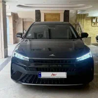 kmc j7 1403 کم‌کار تمیز بی رنگ کارمندی