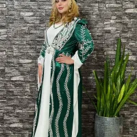 قوا زیبا|لباس|ماهیدشت, |دیوار