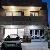 حیاط-دو-طبقه