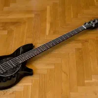 گیتار بیس میوزیکمن، مدل بانگو فایو  musicman