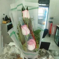 فروش یک دسته  گل رز