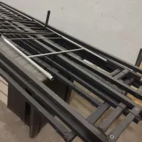 رگال قفسه چوبی