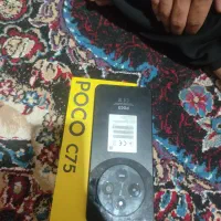 گوشی پکو سی 75
