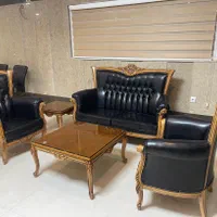 تعدادی صندلی کارمندی و مبل اداری کارینو