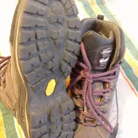 کفش کوهنوردی