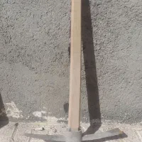 کلنگ و چرخ فرغون(فرقون)