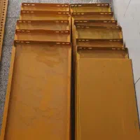 قفسه آهنی با ستون و لچه گیهاش|فروشگاه و مغازه|اصفهان, سودان|دیوار