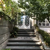 منشی و دستیار خانم