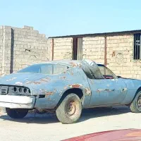 پونتیاک اتاق روی چهار چرج شبشه عقب کوچیک