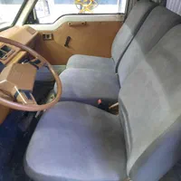 ون تویوتا هایس مدل۸۳ میلادی|خودرو سواری و وانت|اصفهان, باغ فدک|دیوار