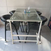 میز و صندلی