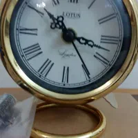 ساعت رومیزی لوتوس طلایی