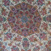 فرش دستبافت دایره به ابعاد ۱/۵×۱/۵ خطیبی رج ۴۰|فرش|تبریز, |دیوار