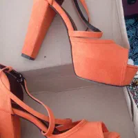 کفش مجلسی|کیف، کفش، کمربند|نقده, |دیوار