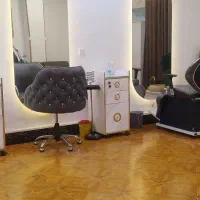 اجاره-صندلی-و-لاین-به-رنگ-کار-و-کراتین-کار