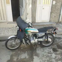 موتور سیکلت همتاز ۱۵۰