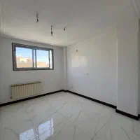 اجاره آپارتمان ۱۳۰ متر ۲ خواب فول خ چهارباغ خواجو|اجارهٔ آپارتمان|اصفهان, خواجو|دیوار