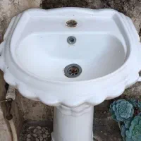 کاسه روشویی و پایه