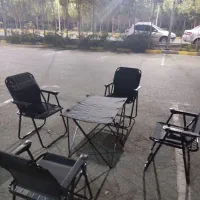 صندلی فوق العاده ۹ فنره به همراه میز