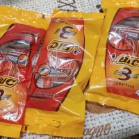 تیغ سه لبه بیک 3 بسته 4 عددی