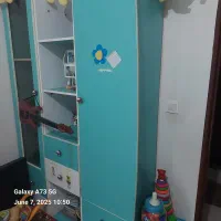 یک تیرو دو نشان بزن ..‌کمد لباس و ویترین بچگونه