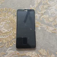 یک گوشی هواوی الصیدی شکسته