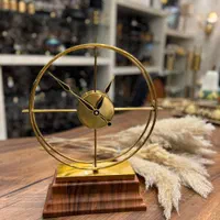 ساعت رومیزی پایه چوبی جدیدومدرن باضمانت رنگ وموتور